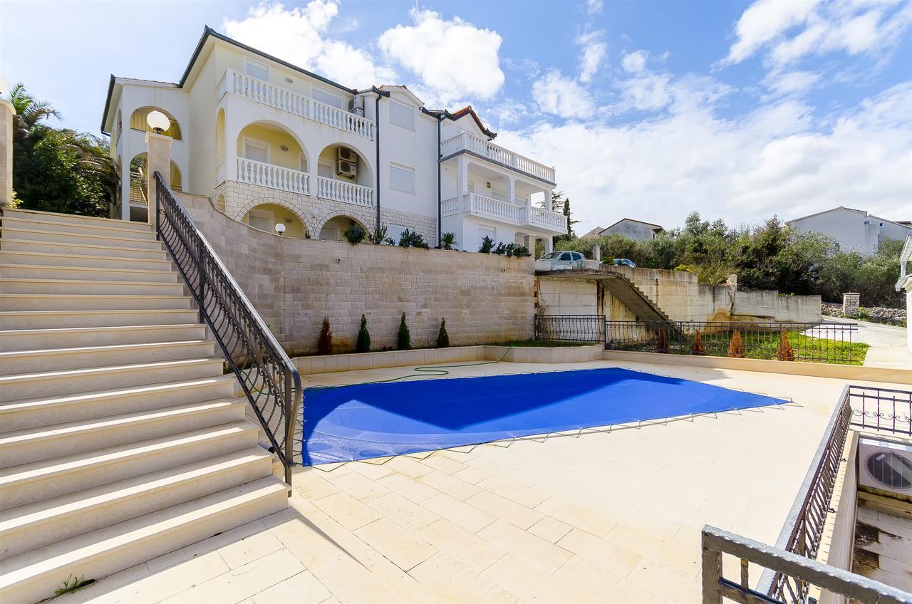 Apartments Krusica Trogir Exterior photo