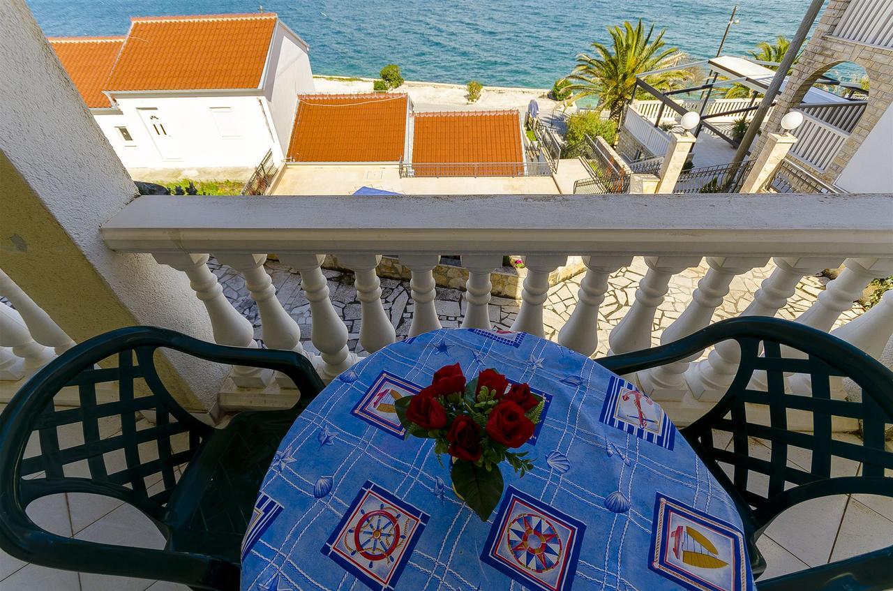 Apartments Krusica Trogir Exterior photo