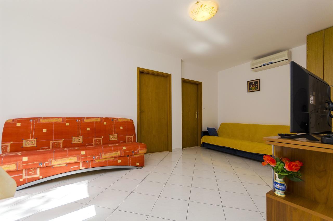 Apartments Krusica Trogir Exterior photo